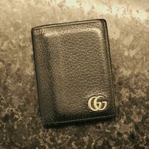 GUCCI GG Marmont Card Case